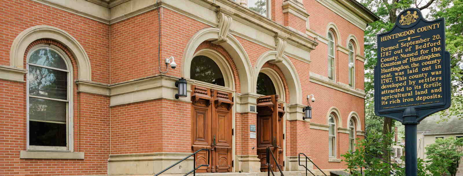 Huntingdon County Courthouse